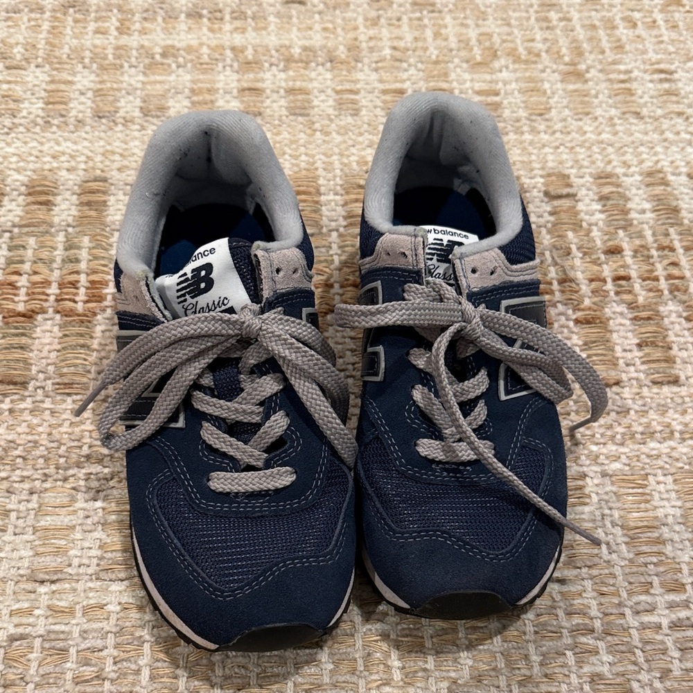 New Balance Classic 574 Sneakers in Navy and Gray. Women’s size 6.